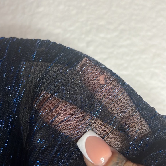 NWT-Adrianna Papell Metallic Crinkle dress, size 8. - Picture 14 of 16